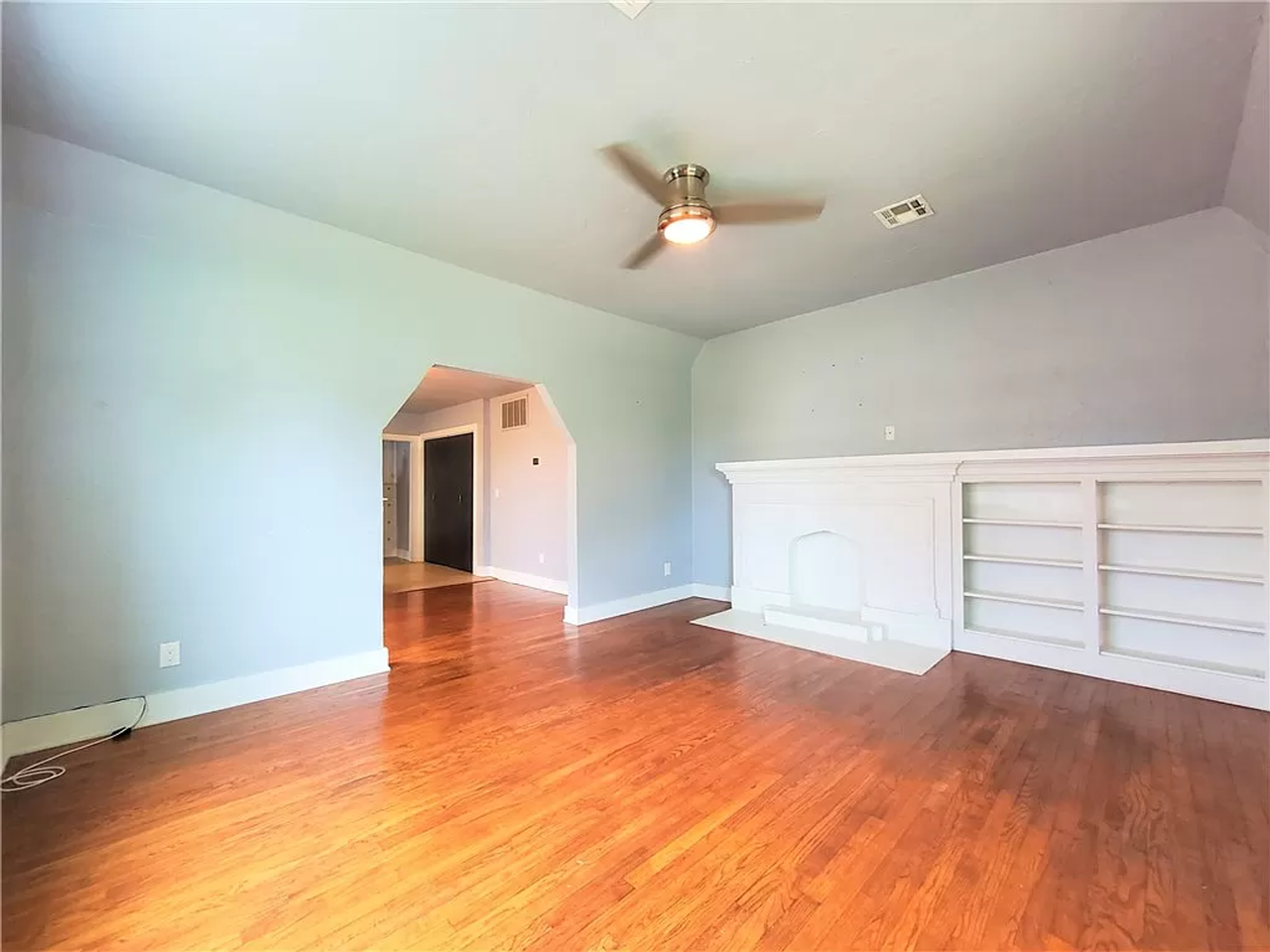 116 116 & 118 NW 31st St - 116 #116 - Photo 2 of 17