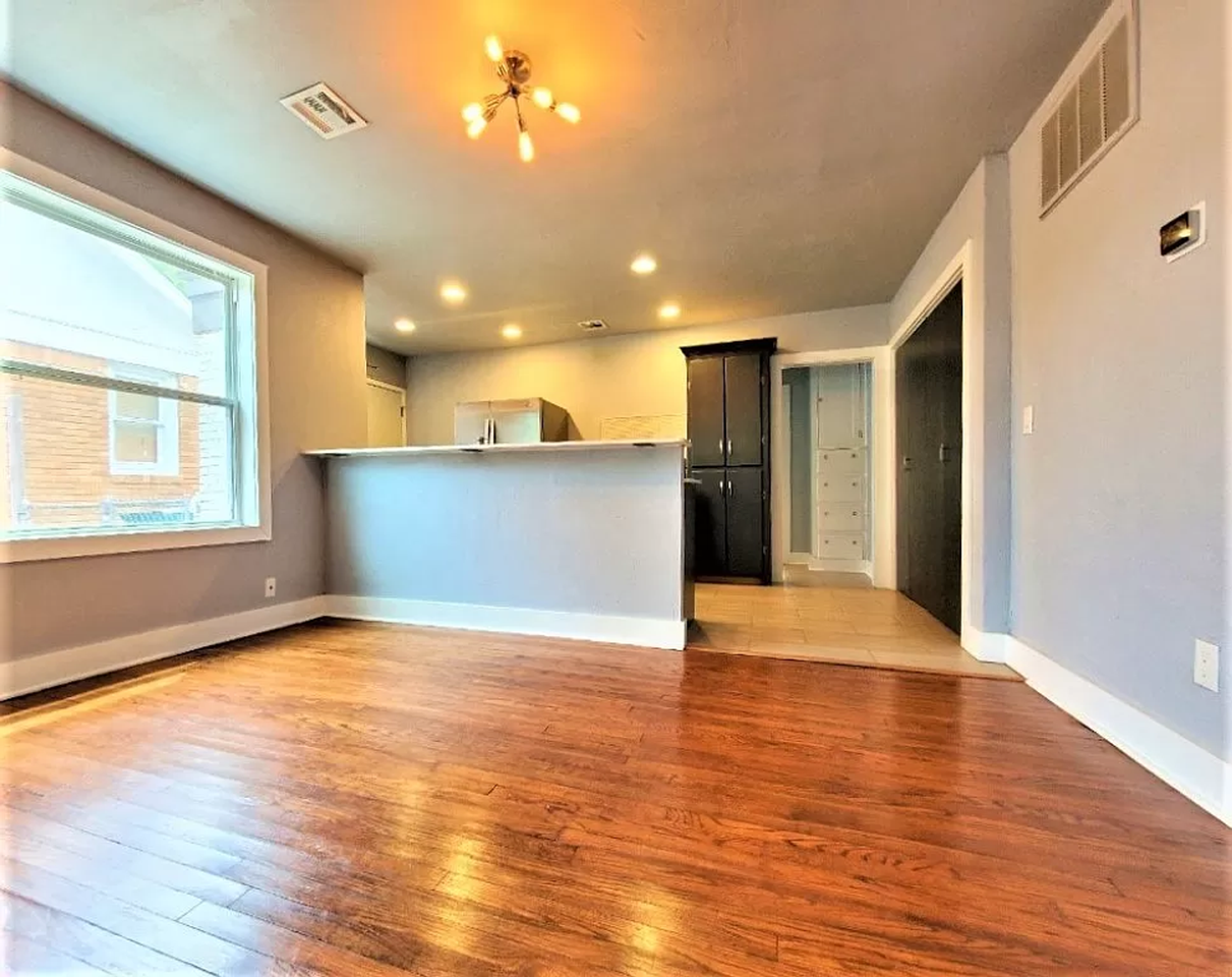 116 116 & 118 NW 31st St - 116 #116 - Photo 3 of 17