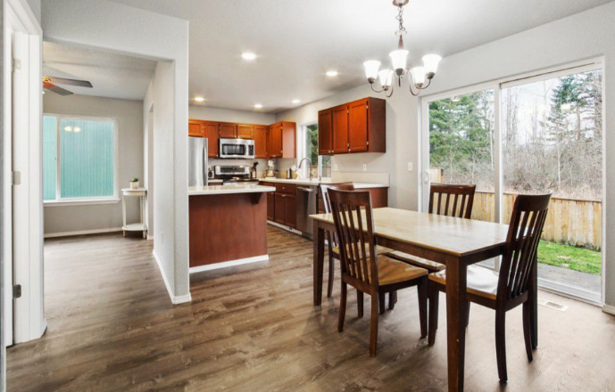 1425 186th Street Ct E - Photo 4 of 12