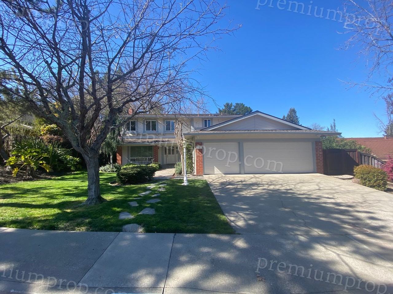 2315 Dapplegray Ln - Photo 2 of 37