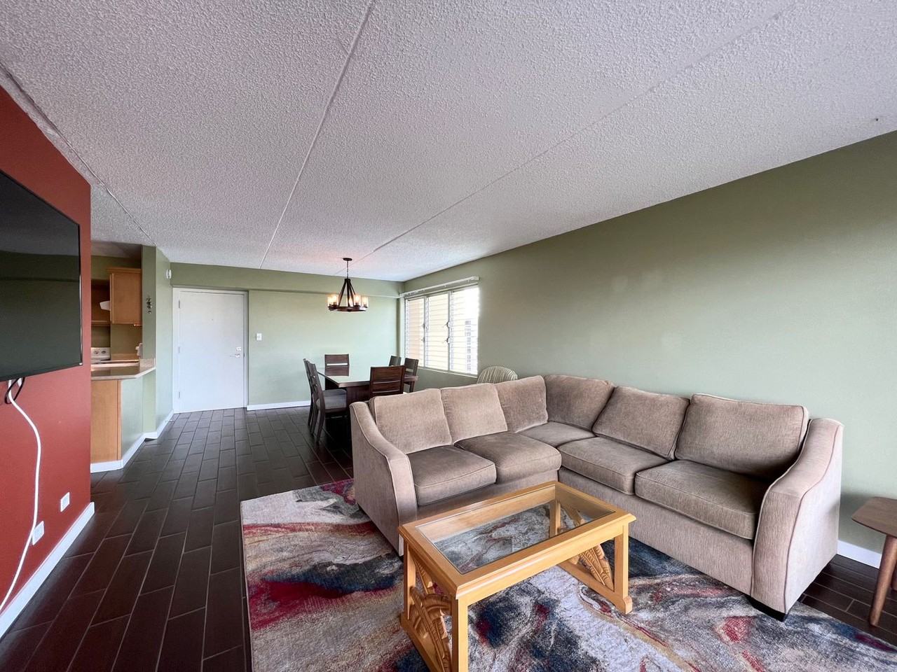 2533 Ala Wai Blvd - Photo 3 of 21