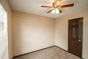 511 Jamaica Dr - Photo 1 of 1