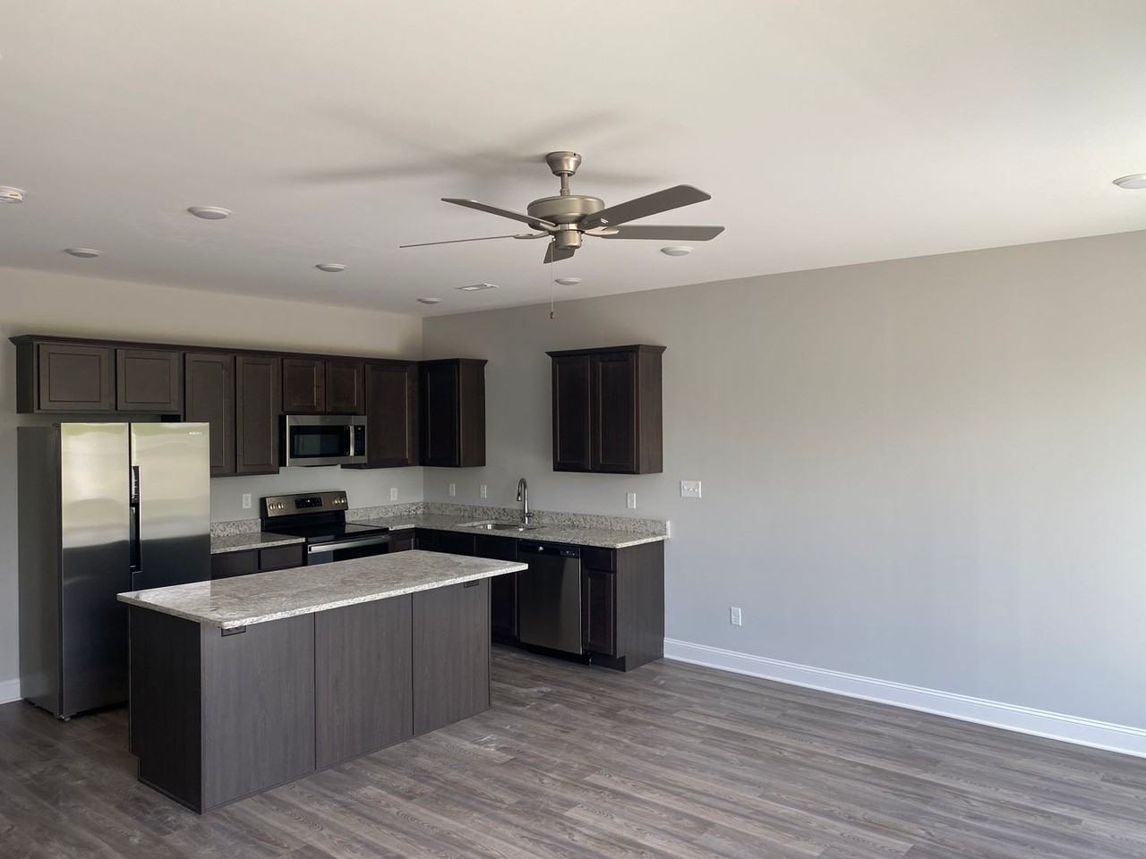 4831 Moon Lake Ln - Photo 6 of 16