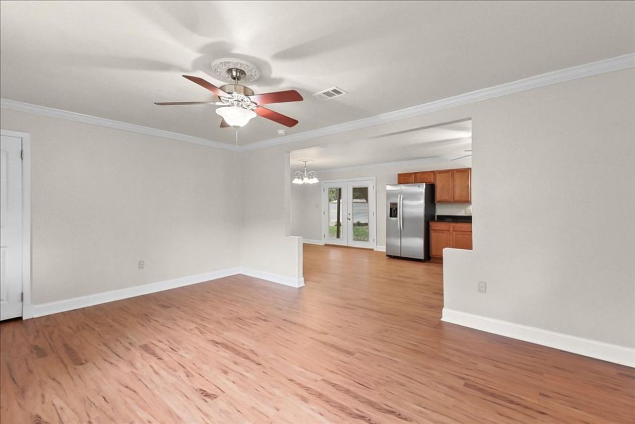20104 Palm Blvd - Photo 4 of 24