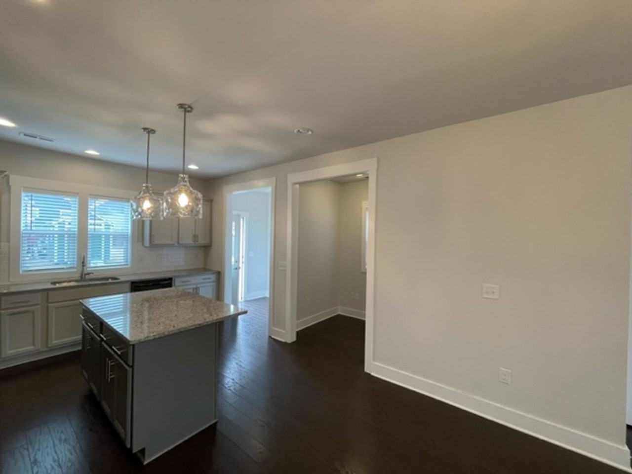 1332 Big Falls Dr - Photo 4 of 33