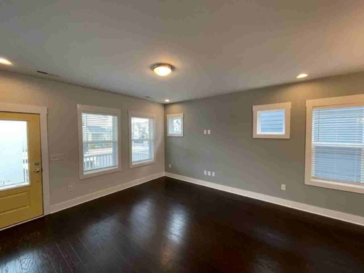 1332 Big Falls Dr - Photo 5 of 33