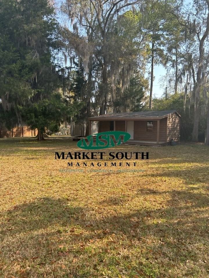 107 Stafford Rd - Photo 3 of 16