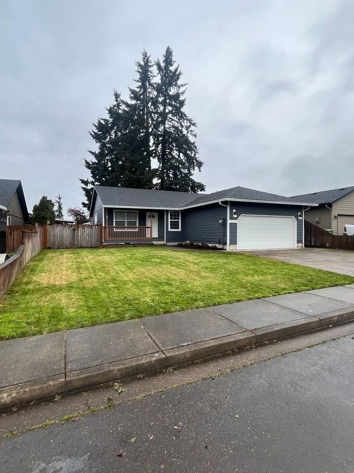 812 Arthur Ave - Photo 2 of 20