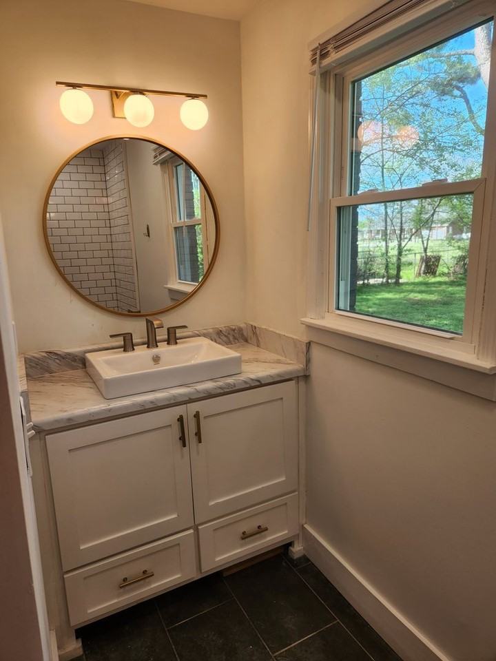 207 N Central Ave - Photo 3 of 14