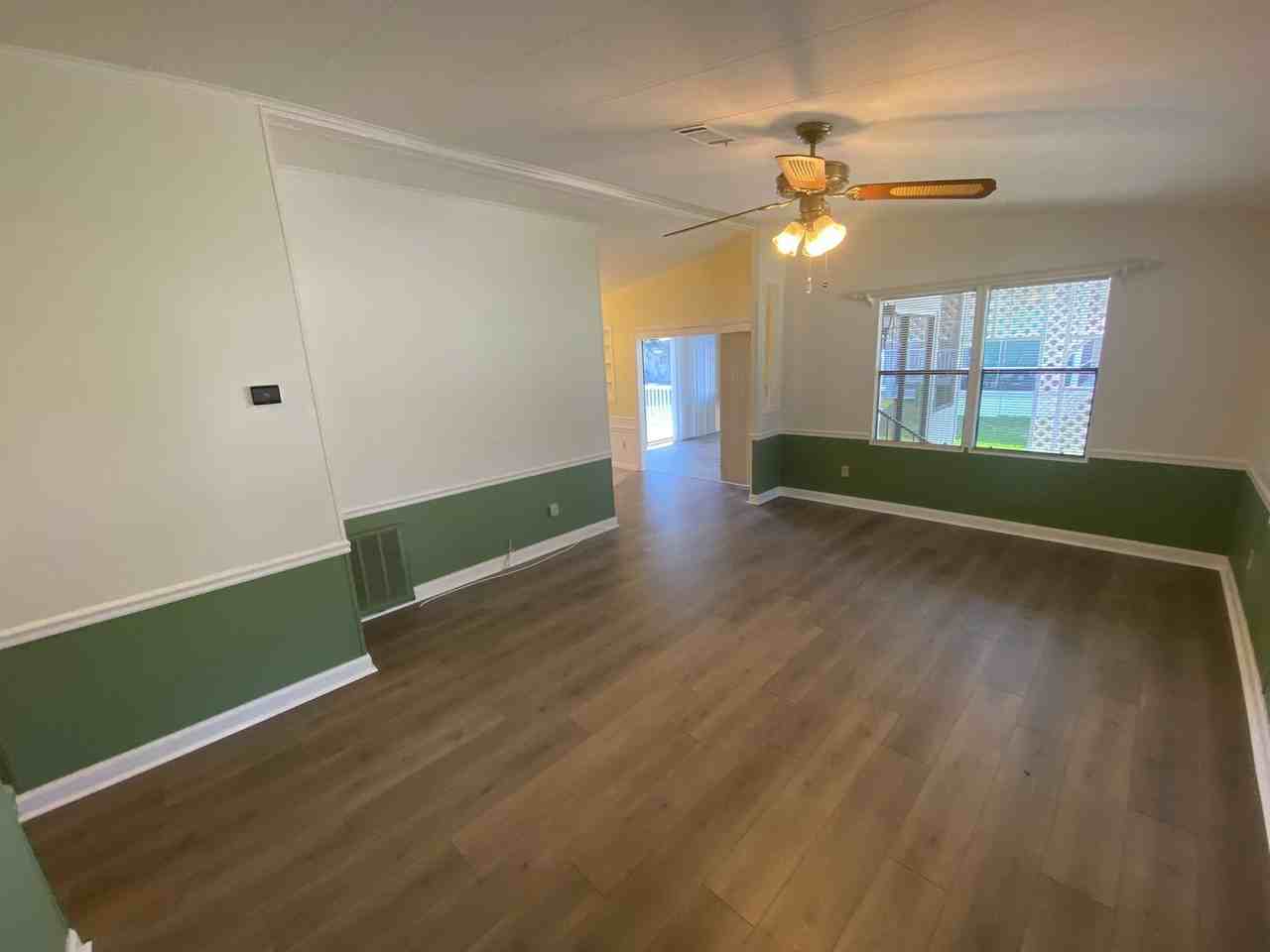 1535 W Schwartz Blvd - Photo 4 of 31