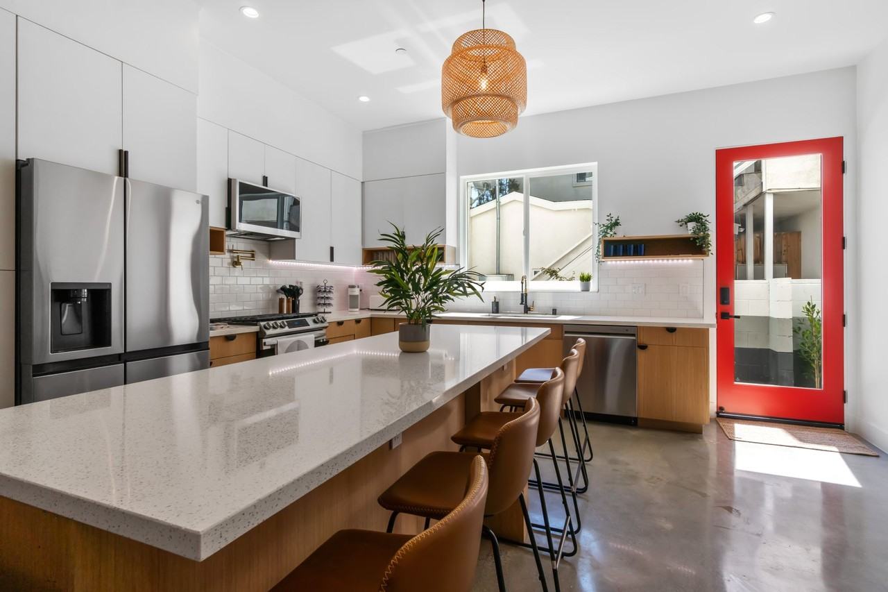 The Collective - Mar Vista - Photo 3 of 48