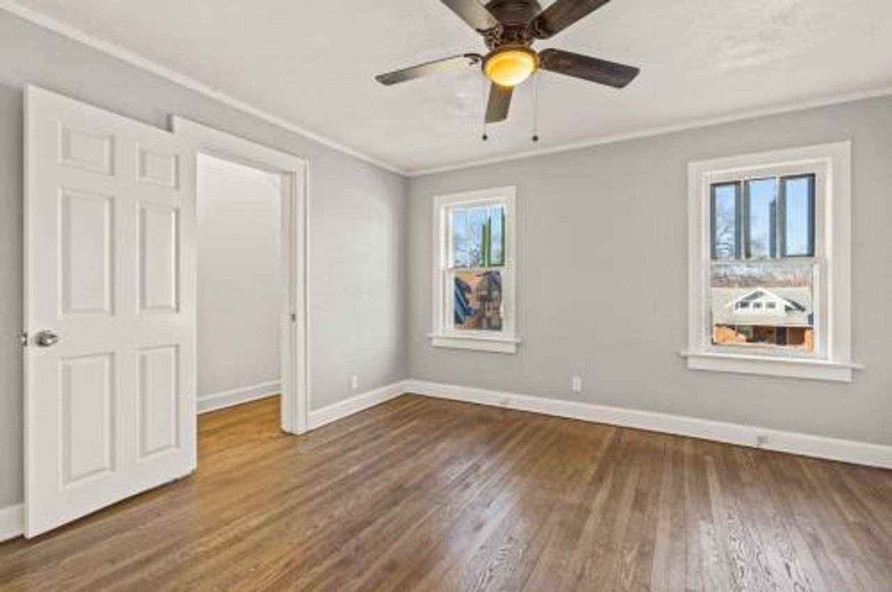 5627 Highland Ave - Photo 2 of 9