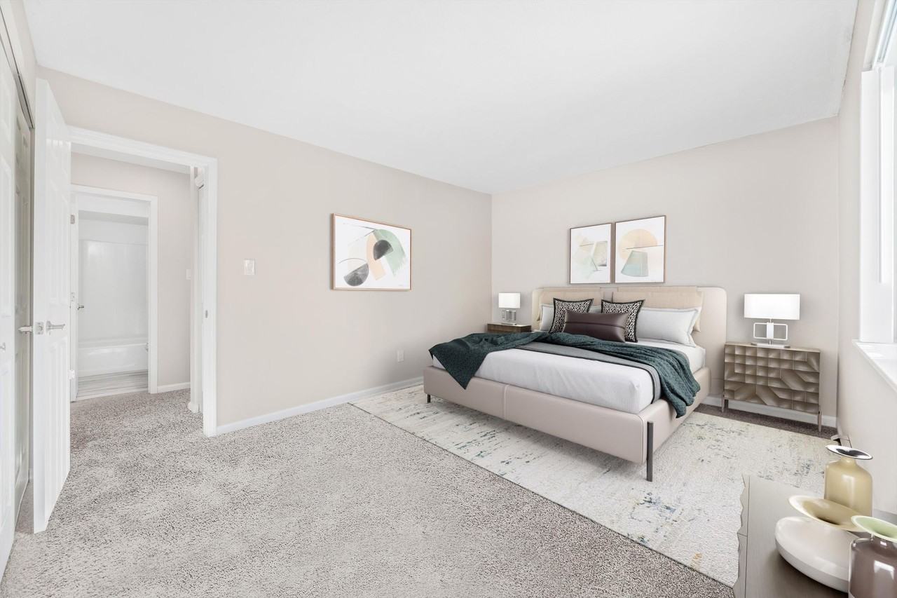 The Hillcrest Apartments - Photo 6 of 50