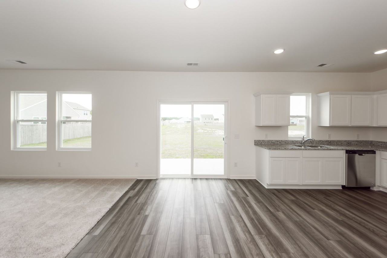 543 Polaris Way - Photo 6 of 42