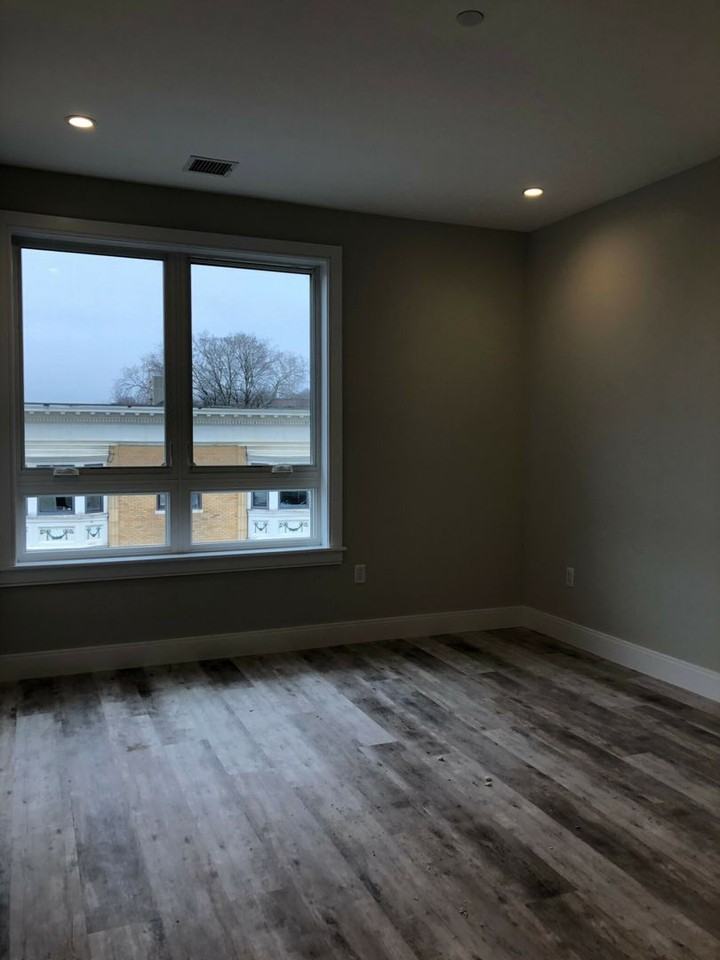 1455 Tremont St - Photo 5 of 7