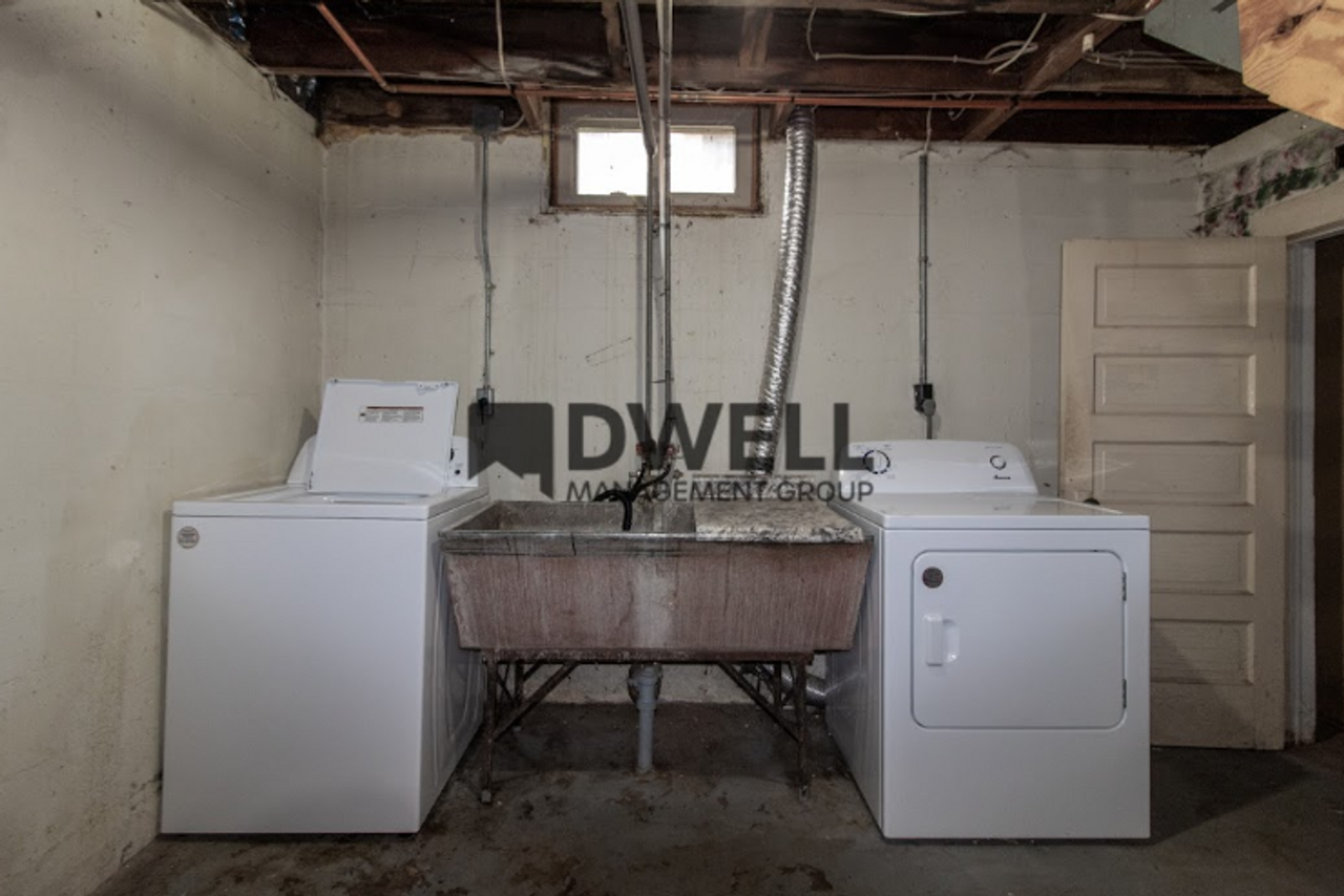 103 12th Ave Nw - Photo 2 of 23