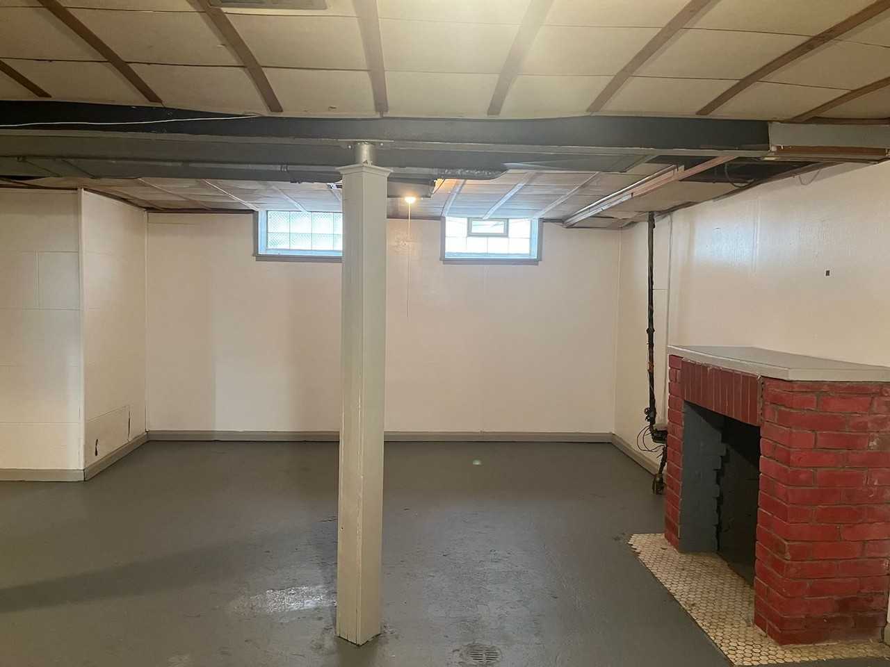 10838 Somerset Avenue - Photo 6 of 13