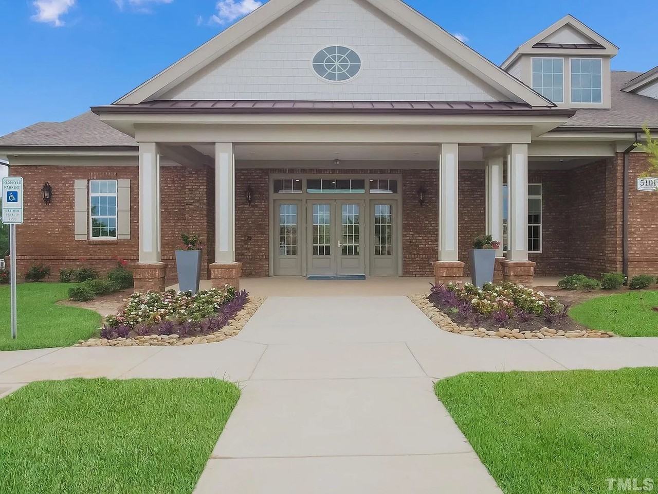 2517 Kasota Ln - Photo 7 of 30