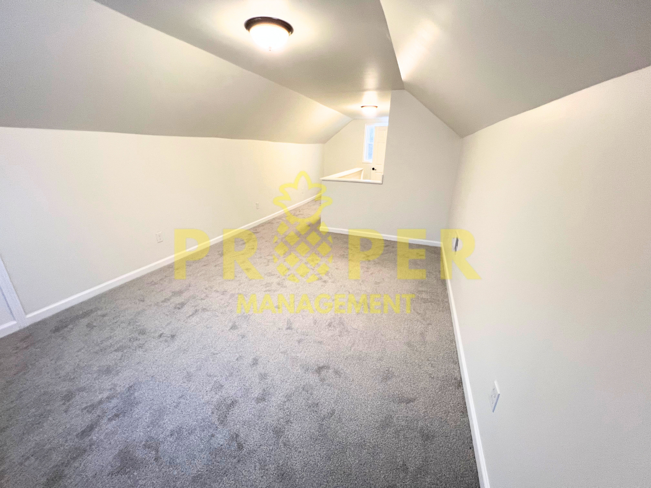 2044 Litchfield Ave - Photo 6 of 9