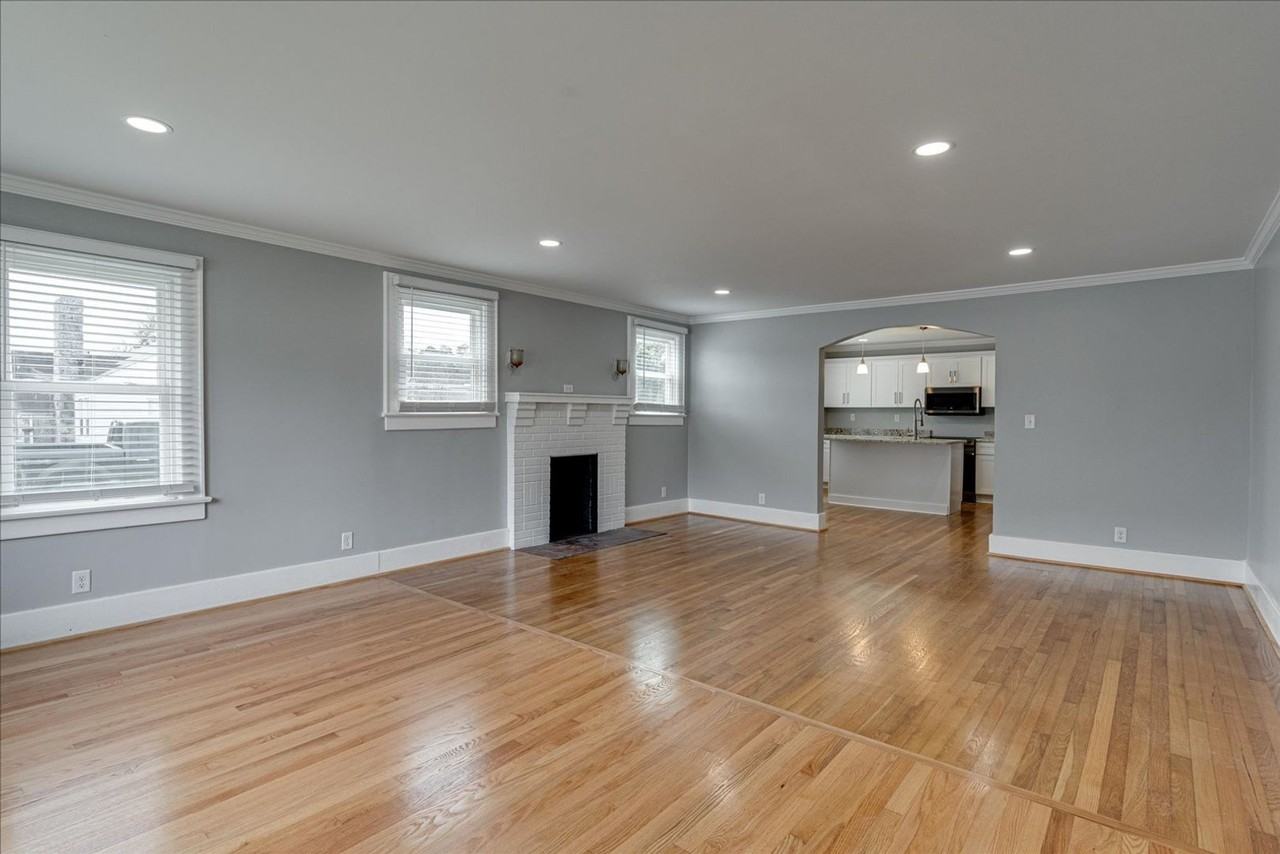 2213 Lyndon Ave - Photo 5 of 28