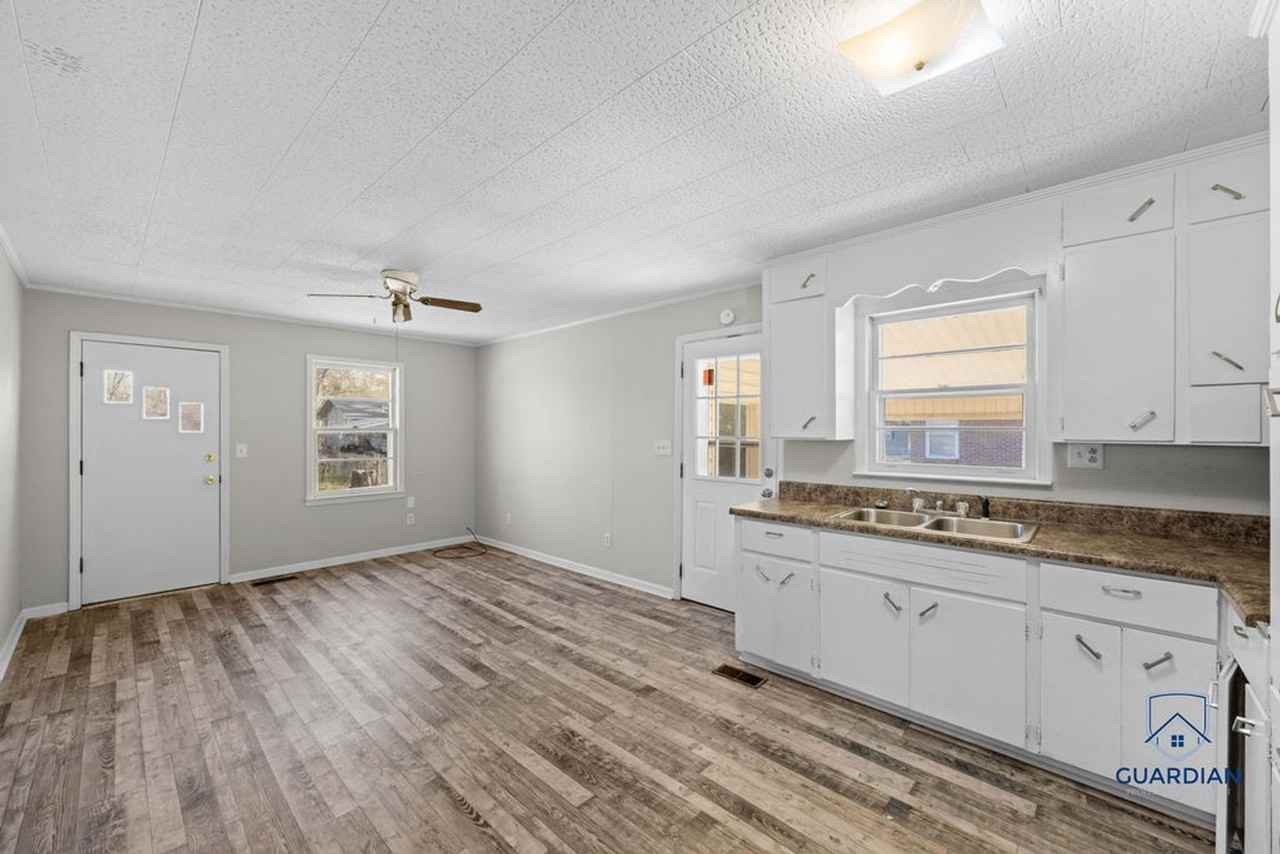 409 E Air Depot Rd - Photo 3 of 8
