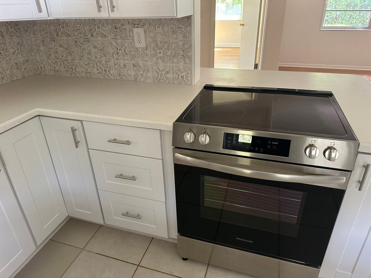 1322 S 9th St - Photo 3 of 20