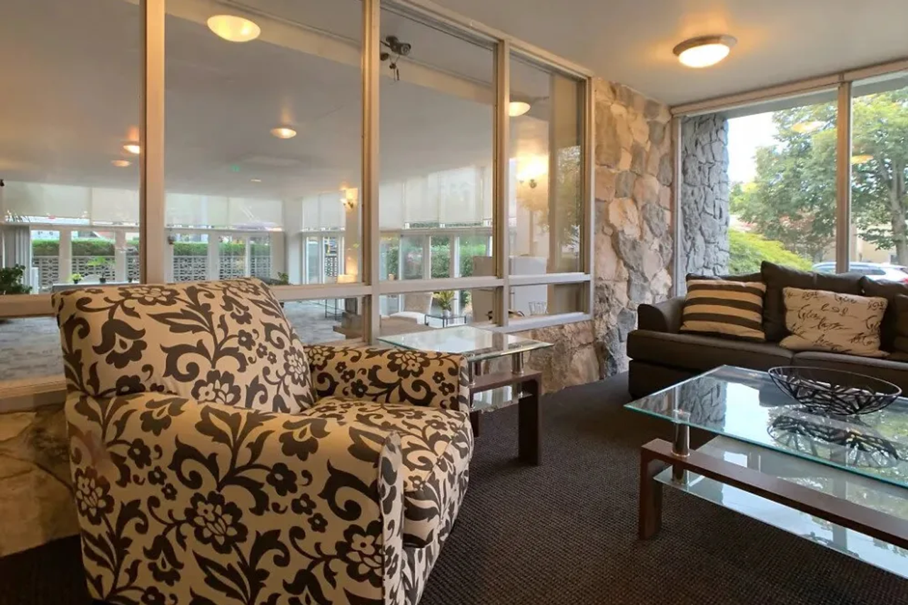 600 Ninth - Photo 4 of 5