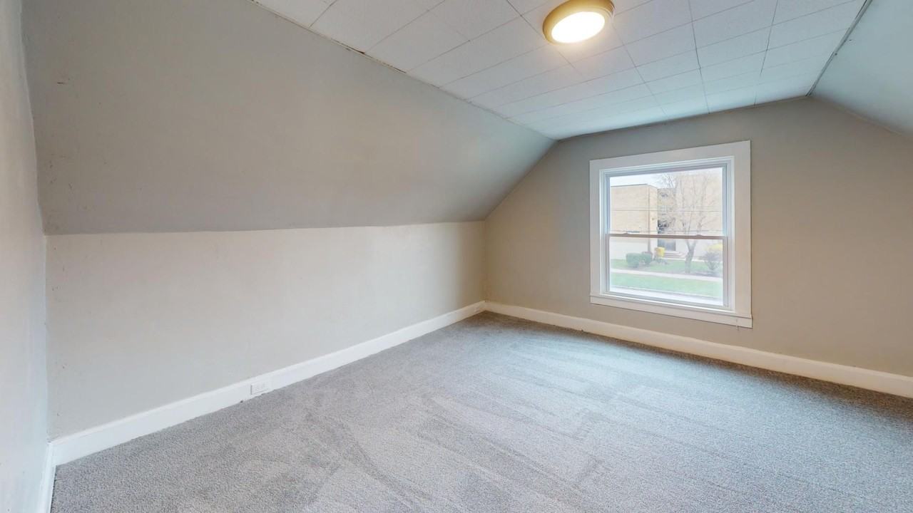 3402 Walton Ave - Photo 3 of 50