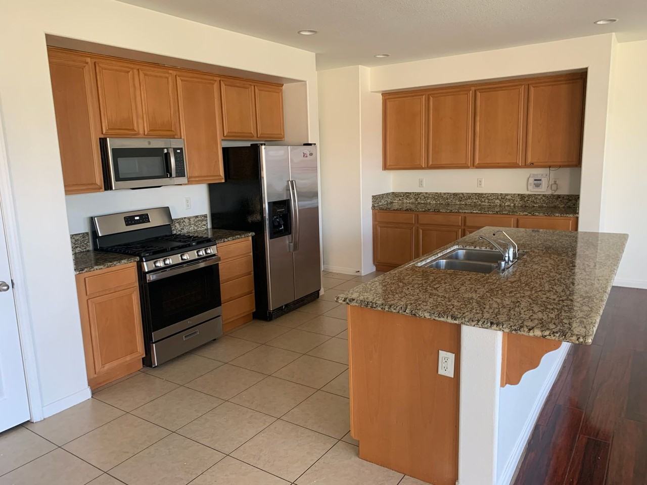 11717 California Poppy Dr - Photo 4 of 15