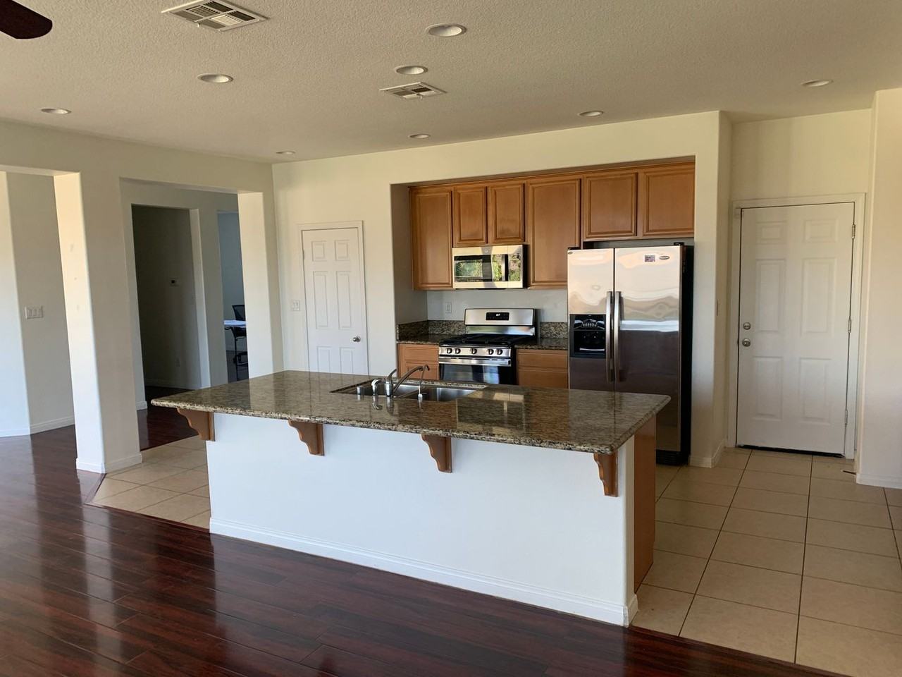11717 California Poppy Dr - Photo 2 of 15