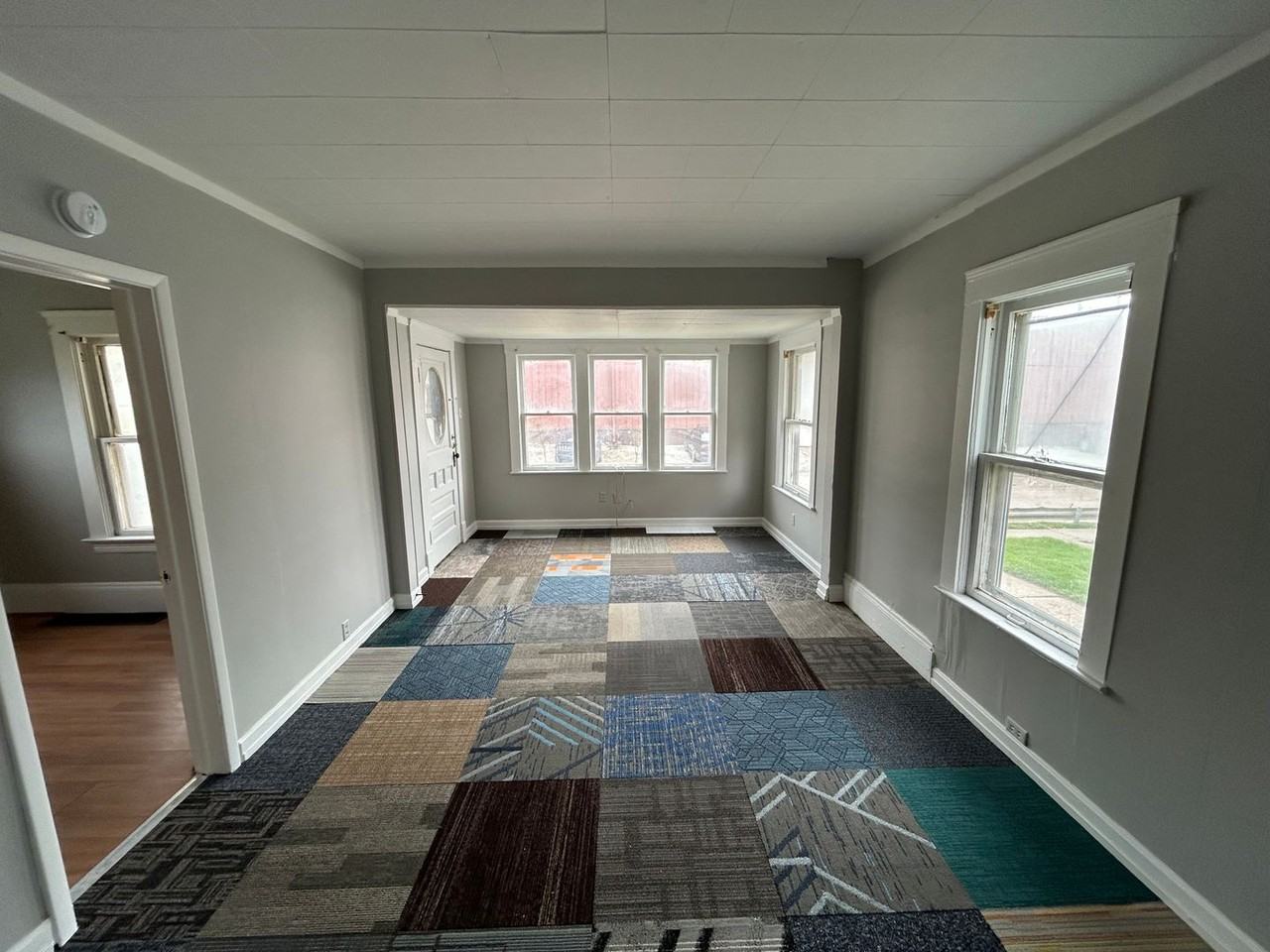 3568 W 63rd St - Photo 6 of 8