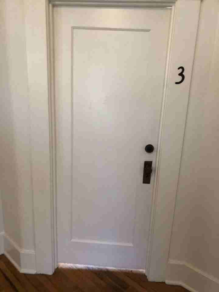 Pakr219 - 7/$495/10 - B - Photo 3 of 12