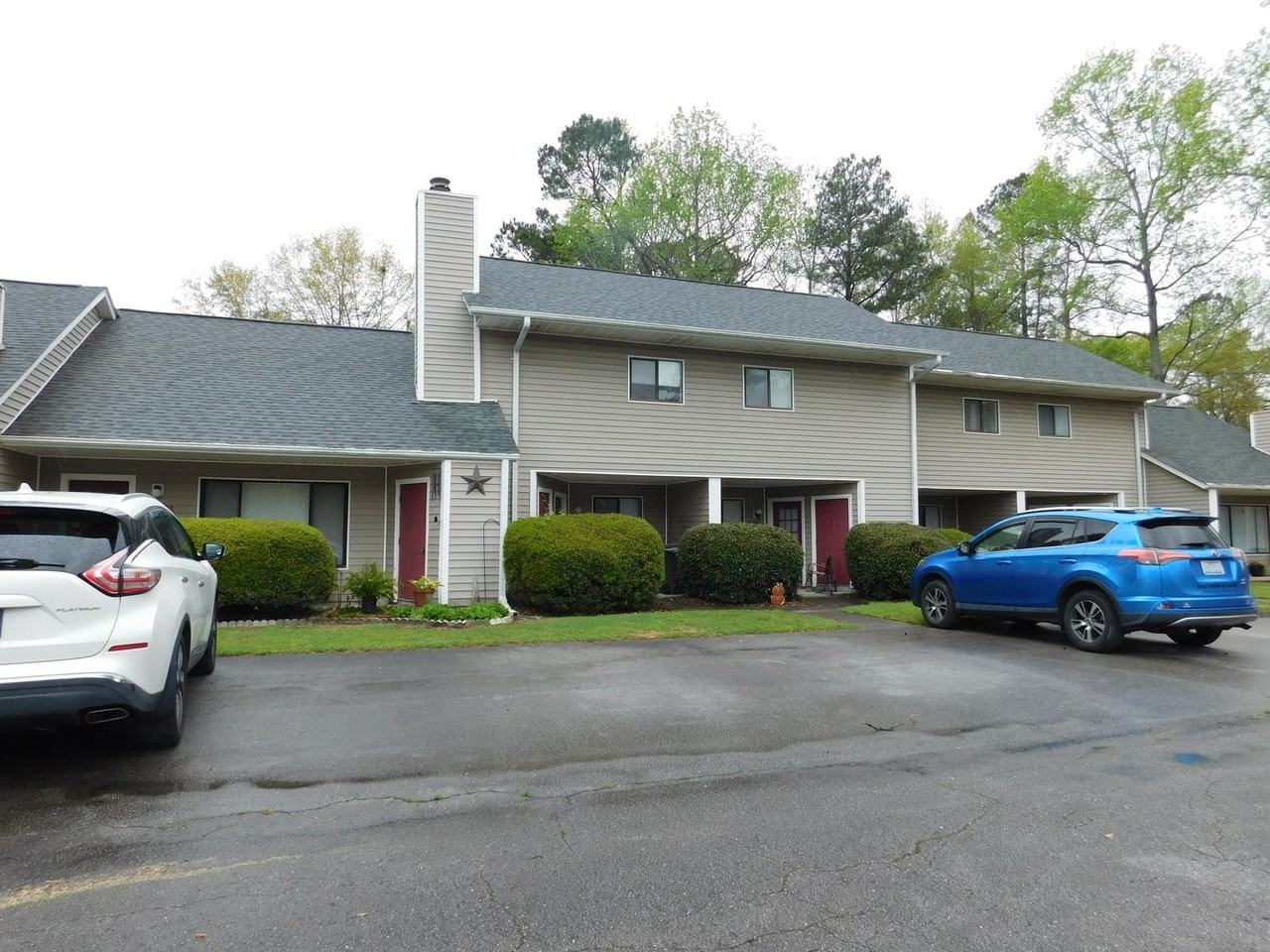 1505 College Way - Photo 3 of 22