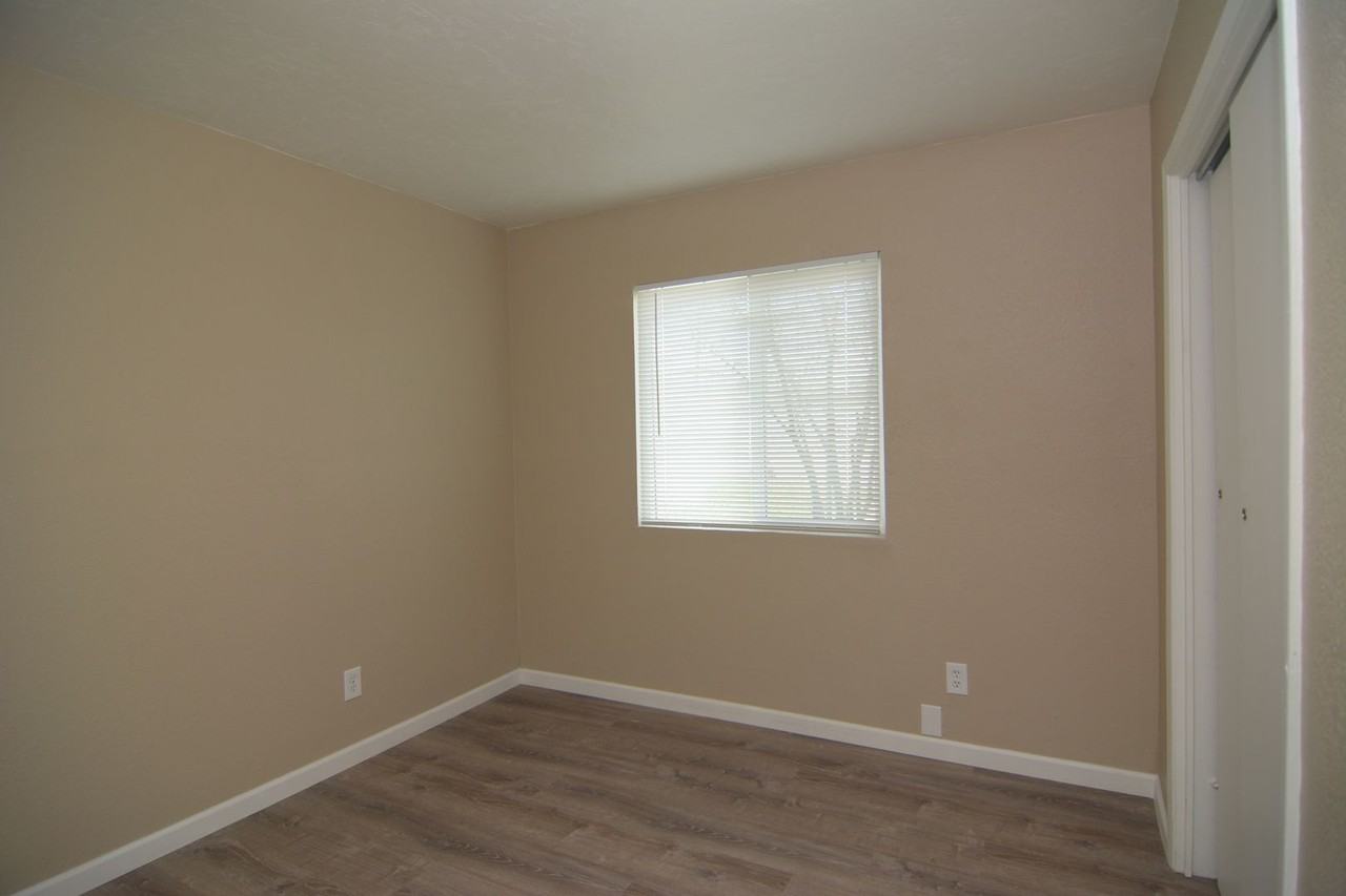 3372 N Cardi Blvd - Photo 7 of 9