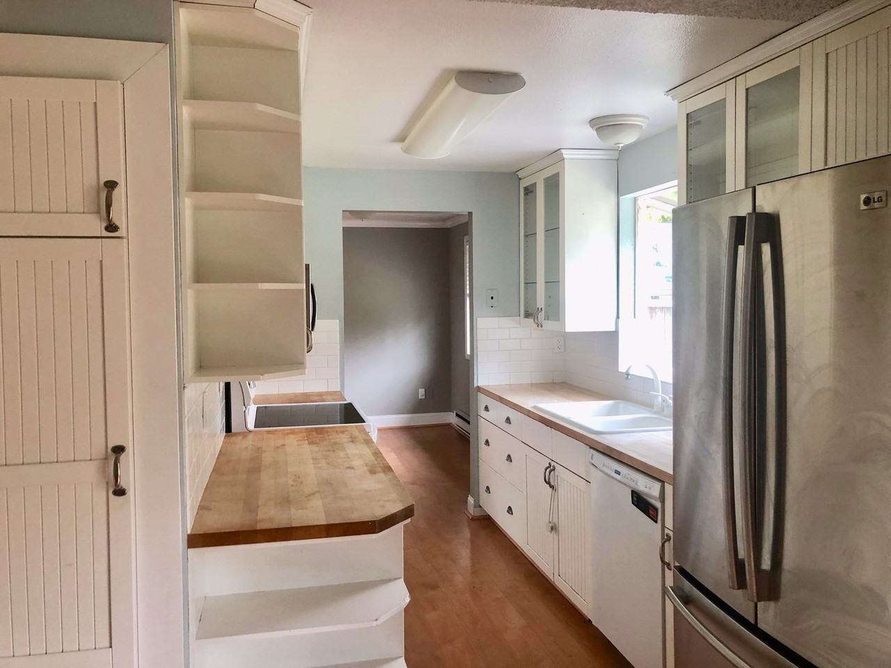 20403 Greening Rd - Photo 3 of 10