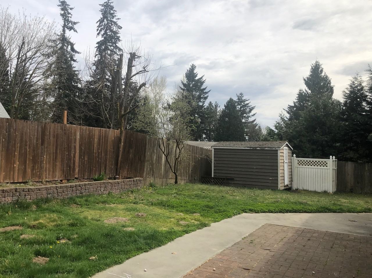 20403 Greening Rd - Photo 2 of 10