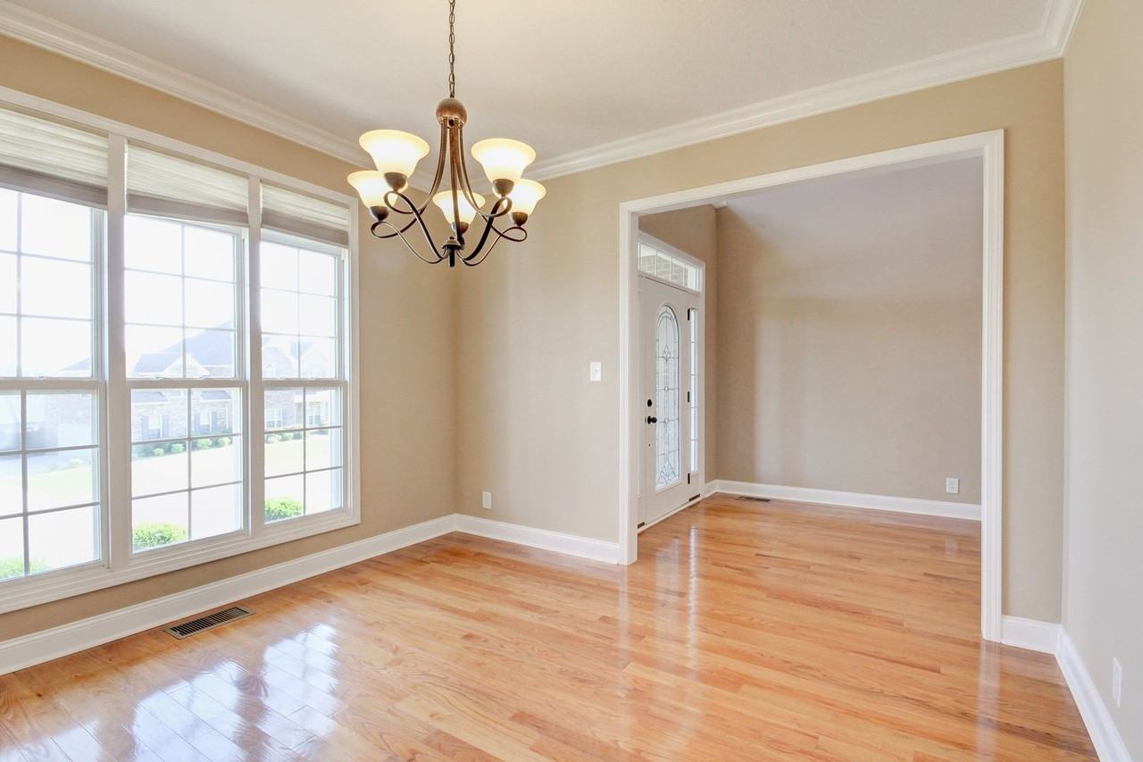 931 Terraceside Cir - Photo 5 of 32