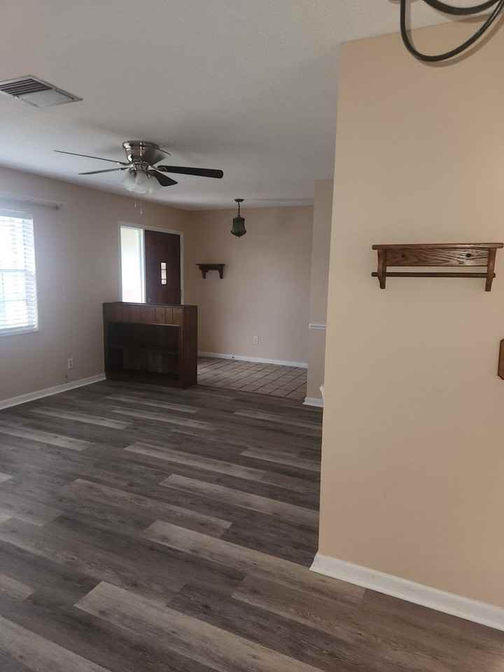 430 Highland Ter - Photo 2 of 29