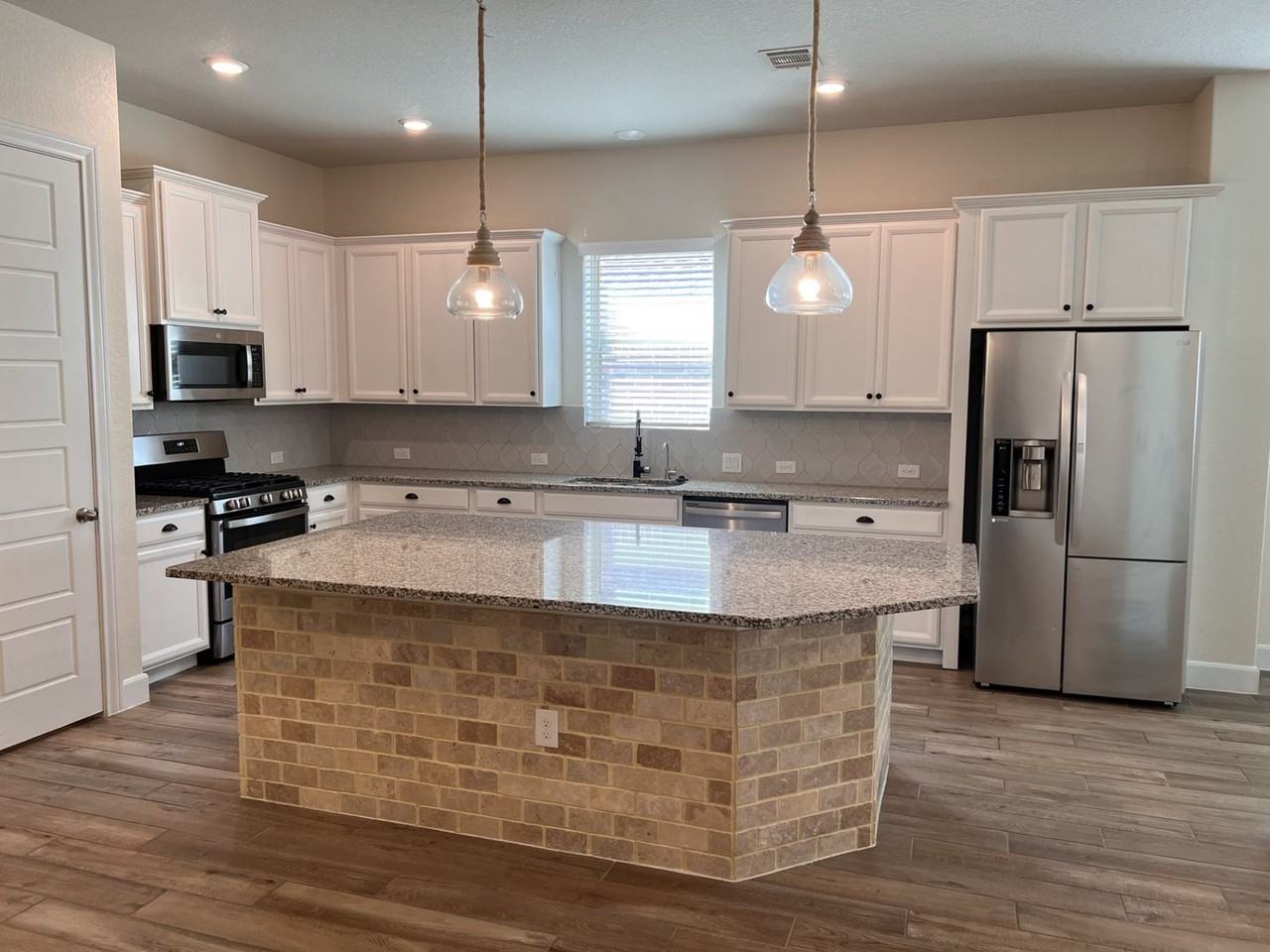 10215 High Noon Dr - Photo 3 of 50