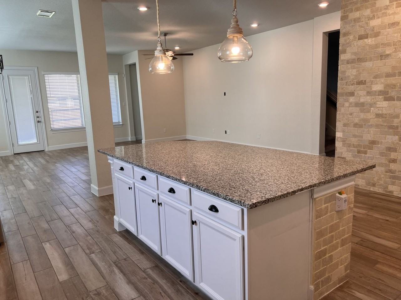 10215 High Noon Dr - Photo 5 of 50