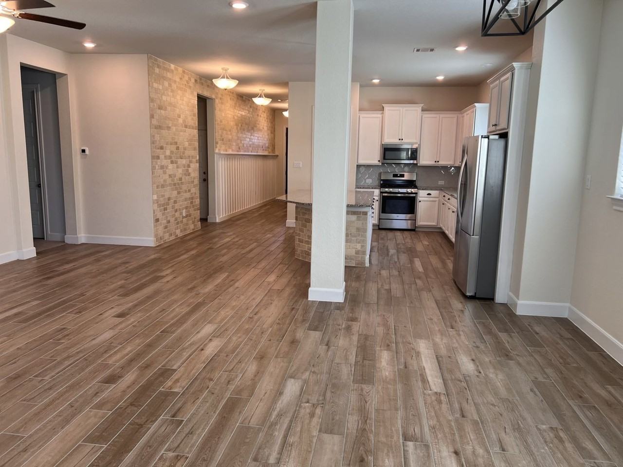 10215 High Noon Dr - Photo 7 of 50