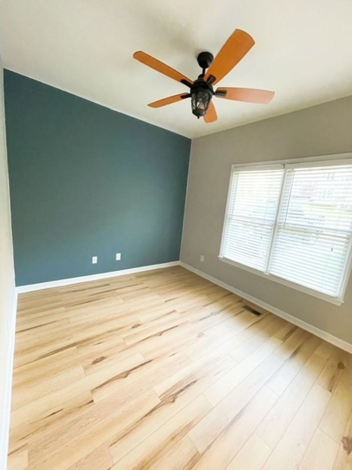 1624 Nesfield Pl - Photo 7 of 20