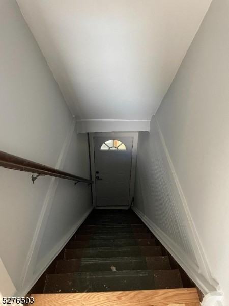 30 Hopatchung Rd - Photo 2 of 18