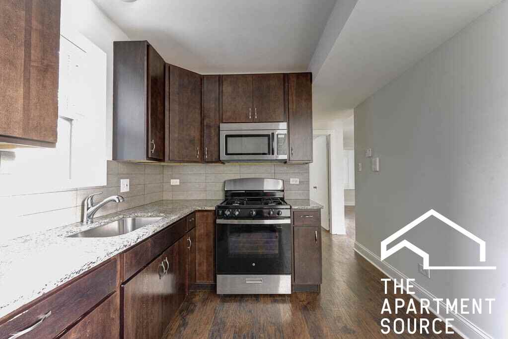 4876 W Armitage Ave #1R - Photo 2 of 12