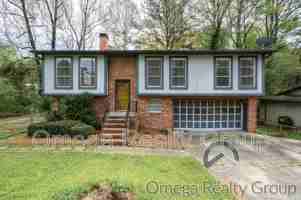 featured image of 5107 Goldmar Dr