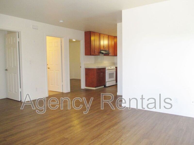 1129 1st Ave - Photo 2 of 7