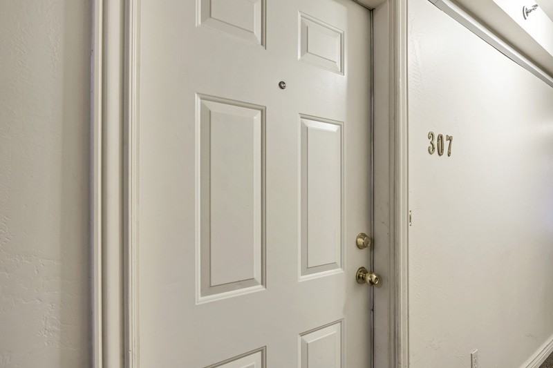 112 W Cougar Blvd #307U - Photo 2 of 16