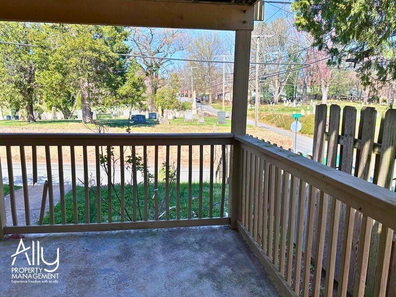 702 1st St S - Photo 2 of 21