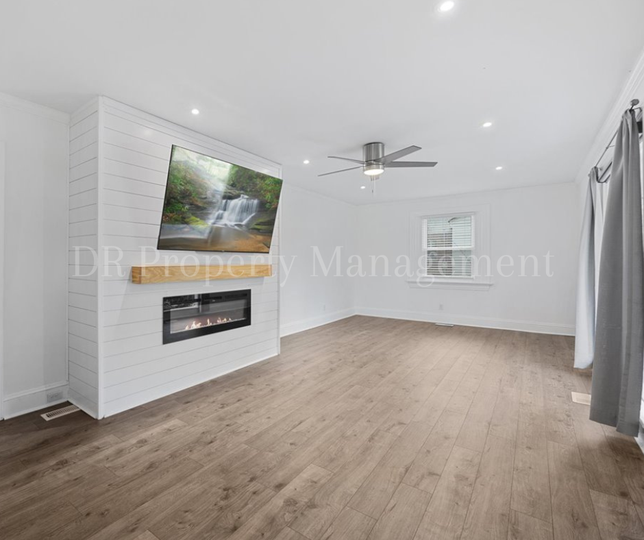 319 Forest Hill Ave - Photo 2 of 14