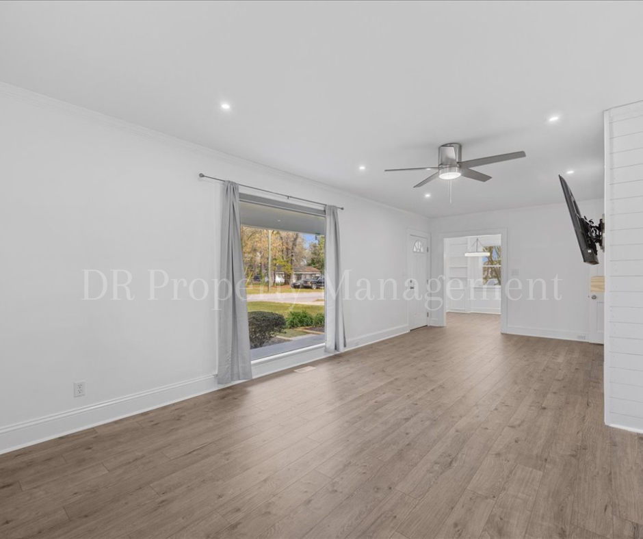 319 Forest Hill Ave - Photo 3 of 14